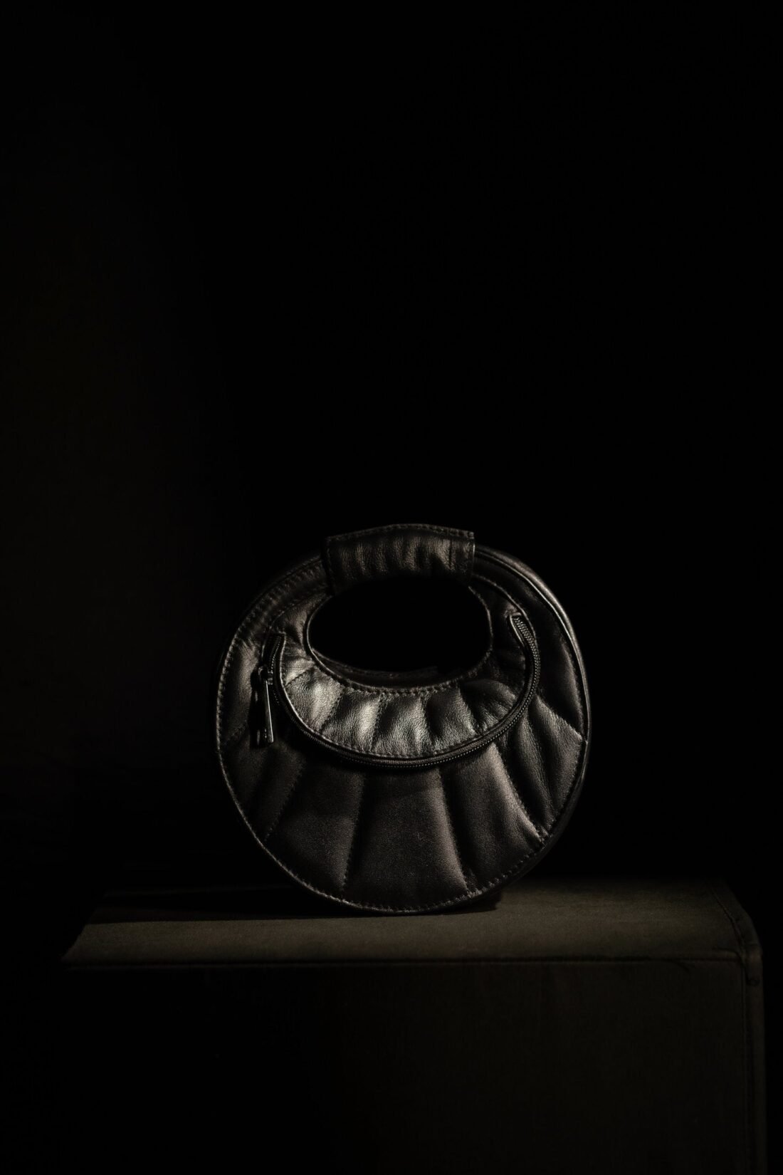 Purnima handcrafted leather bag by Ardori