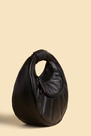 Purnima handcrafted leather bag by Ardori