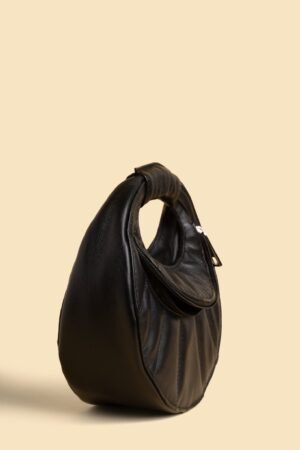 Purnima handcrafted leather bag by Ardori